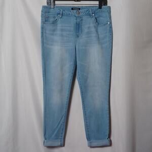 D. Jeans Women's Lt Wash Stretch Crop Jeans With Folded Hem. Size 12
